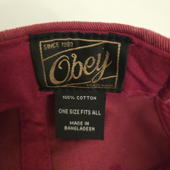 Obey Red, Gray & Silver Embroidered Snapback Baseball Cap Hat - Picture 8 of 8